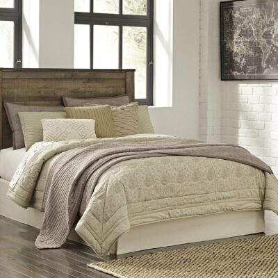 Signature Design by Ashley | Bedroom Rustic Look Queen Panel Headboard with Corner Brackets