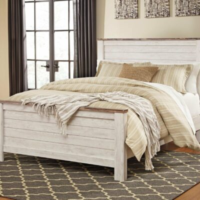 Signature Design by Ashley | Bedroom Two-Tone Queen Panel Bed with Plank Style Headboard and Footboard