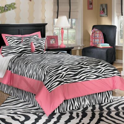 Signature Design by Ashley | Kids Twin Casual Panel Headboard with Moulding