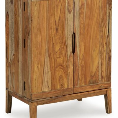 Signature Design by Ashley | Dining Room Bar Cabinet