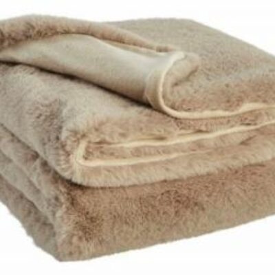 Signature Design by Ashley | Living Room Gariland Taupe Faux Fur Throw